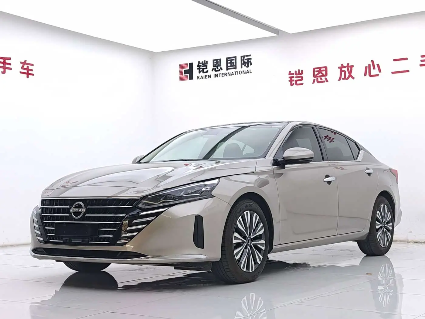 Nissan Teana 2023 — Photo 1/20