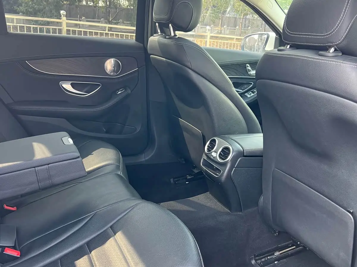 Mercedes-Benz C-Class 2020 — Фото 14/20