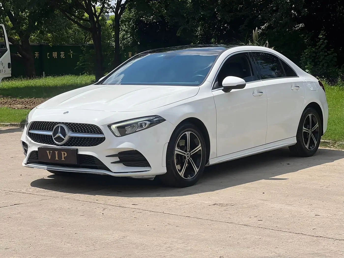 Mercedes-Benz A-Class 2022 — Фото 1/9