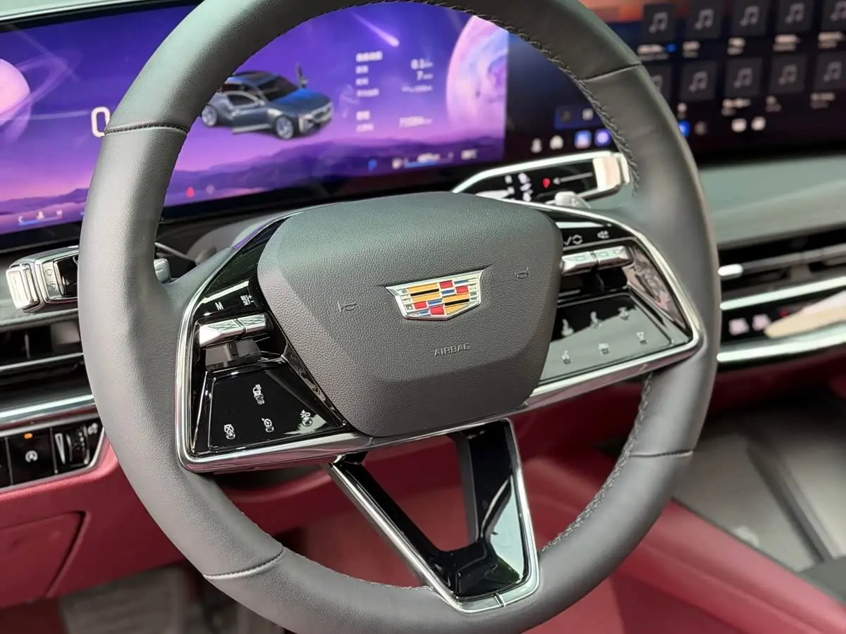 Cadillac CT6 2023 — Photo 7/20
