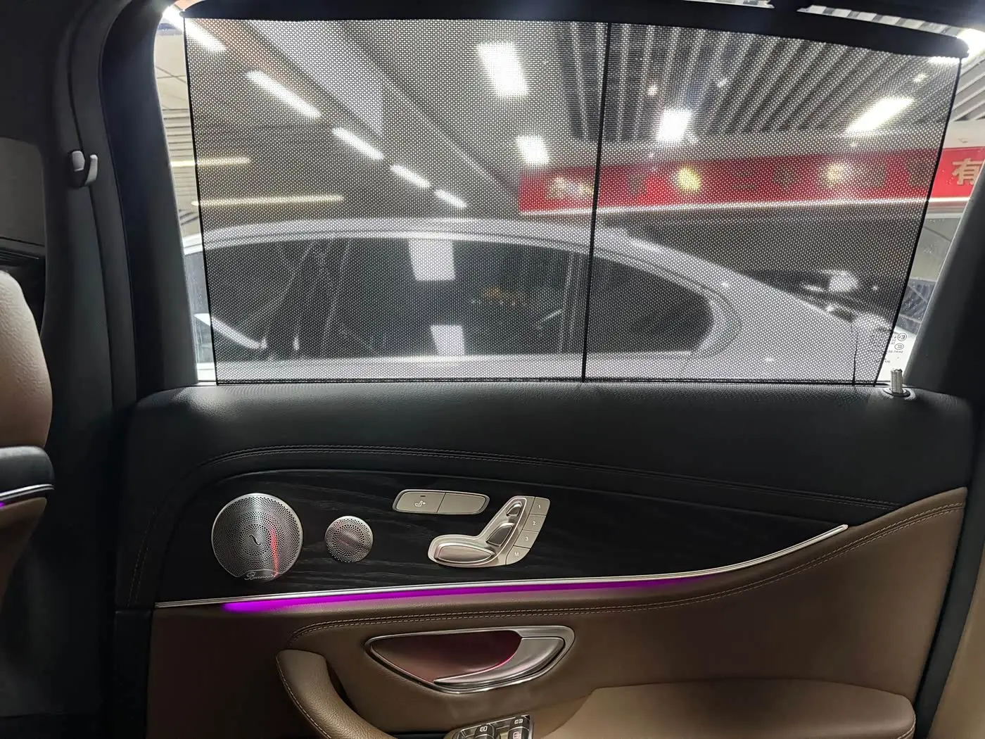 Mercedes-Benz E-Class 2021 — Photo 12/12