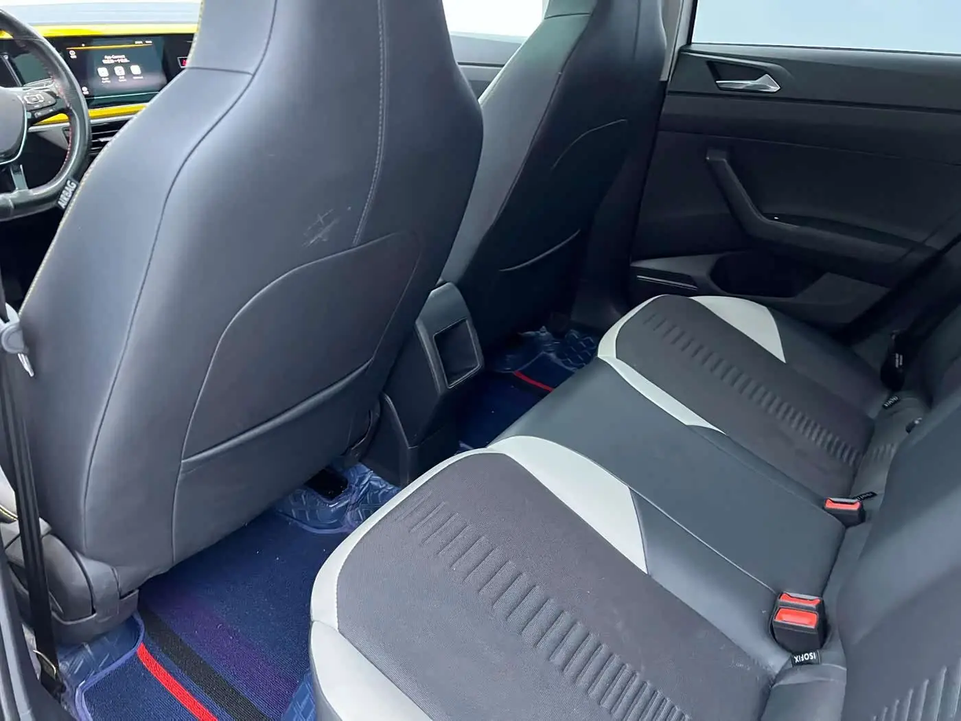 Volkswagen Polo 2023 — Photo 11/13