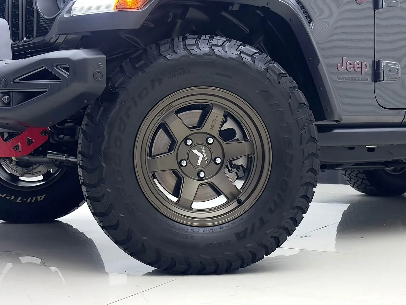 Jeep Wrangler 2024 — Фото 14/20