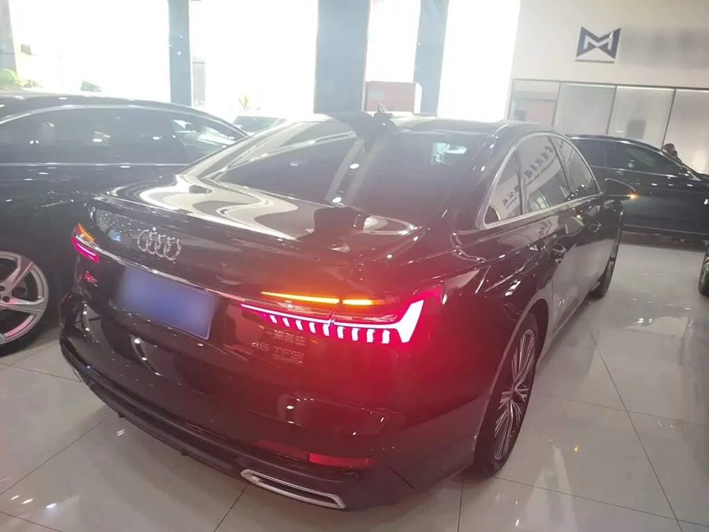 Audi A6L 2022 — ფოტო 5/20