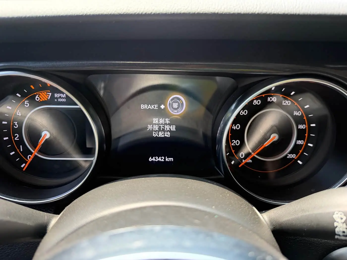 Jeep Wrangler 2022 — Фото 10/16