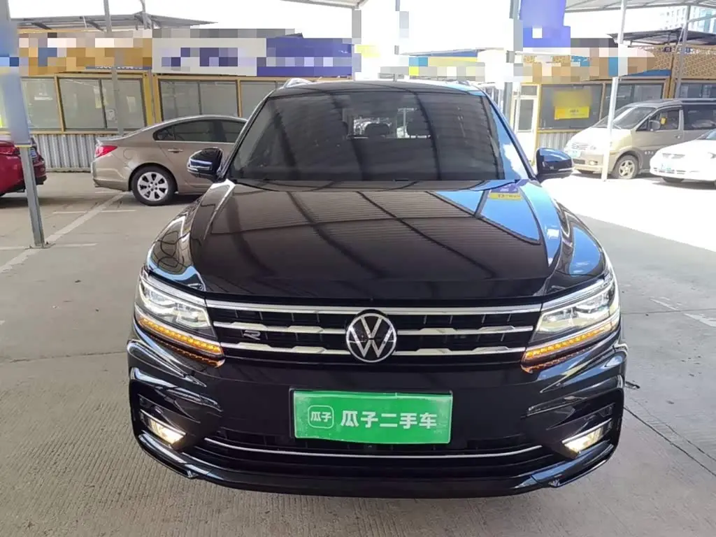 Volkswagen Tiguan L 2021 — Photo 3/20