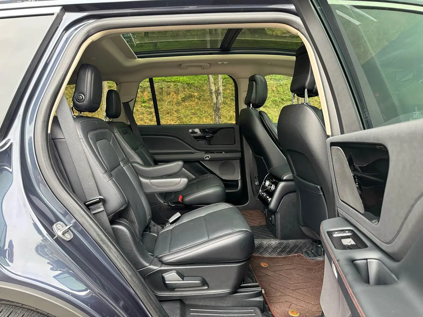 Lincoln Aviator 2021 — Photo 20/20