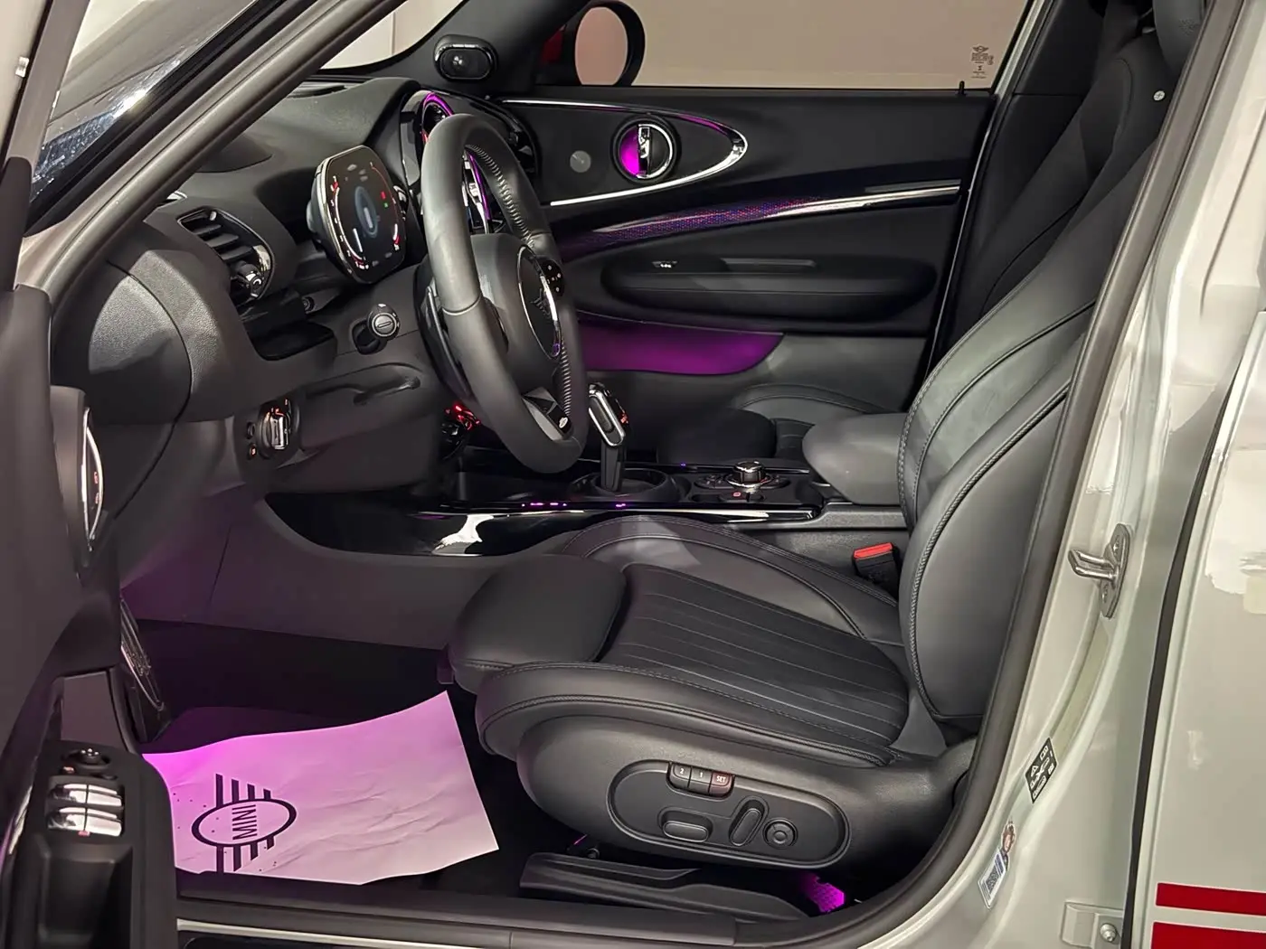 MINI JCW CLUBMAN 2022 — Фото 12/20