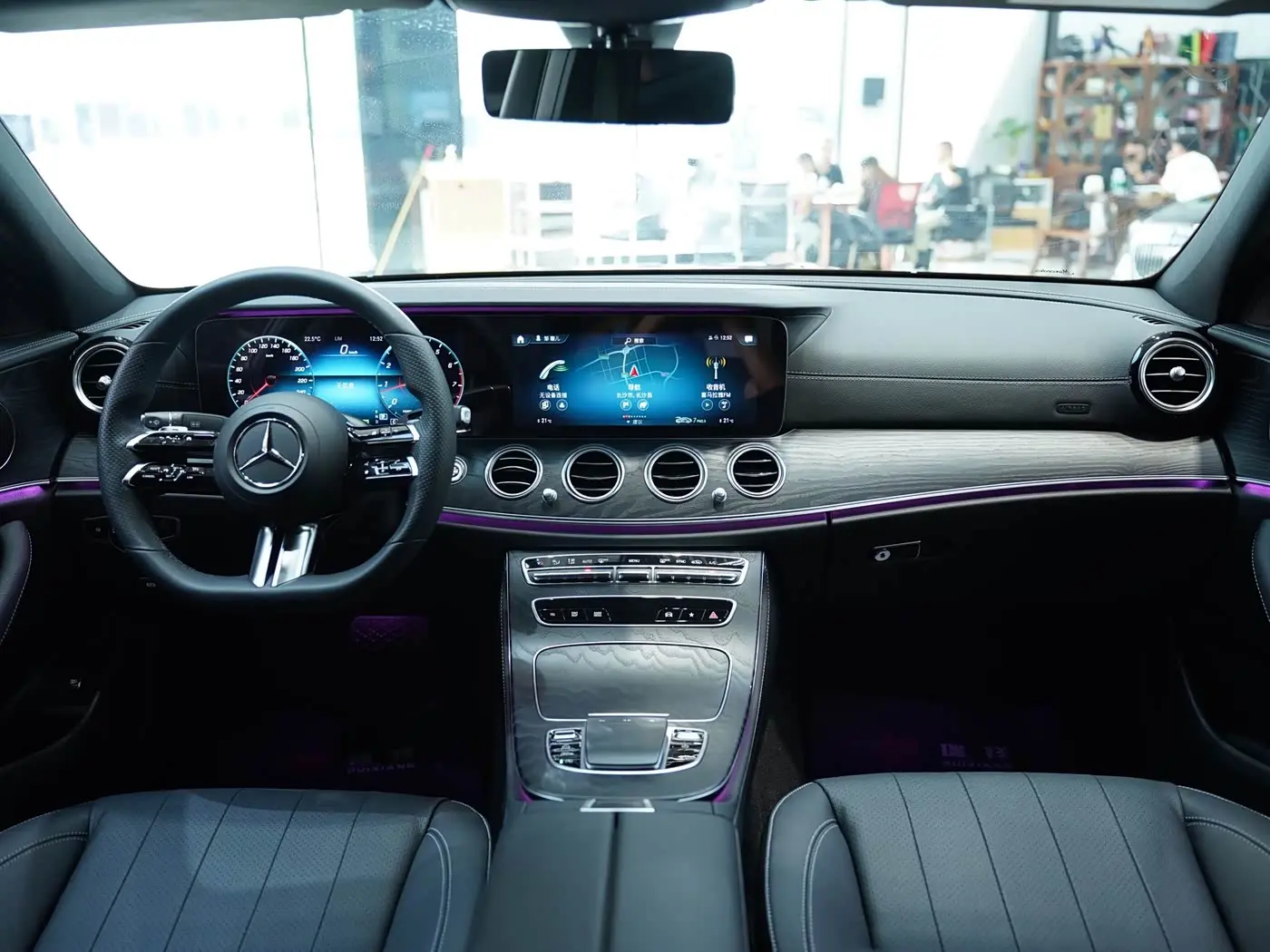 Mercedes-Benz E-Class 2020 — Фото 6/16