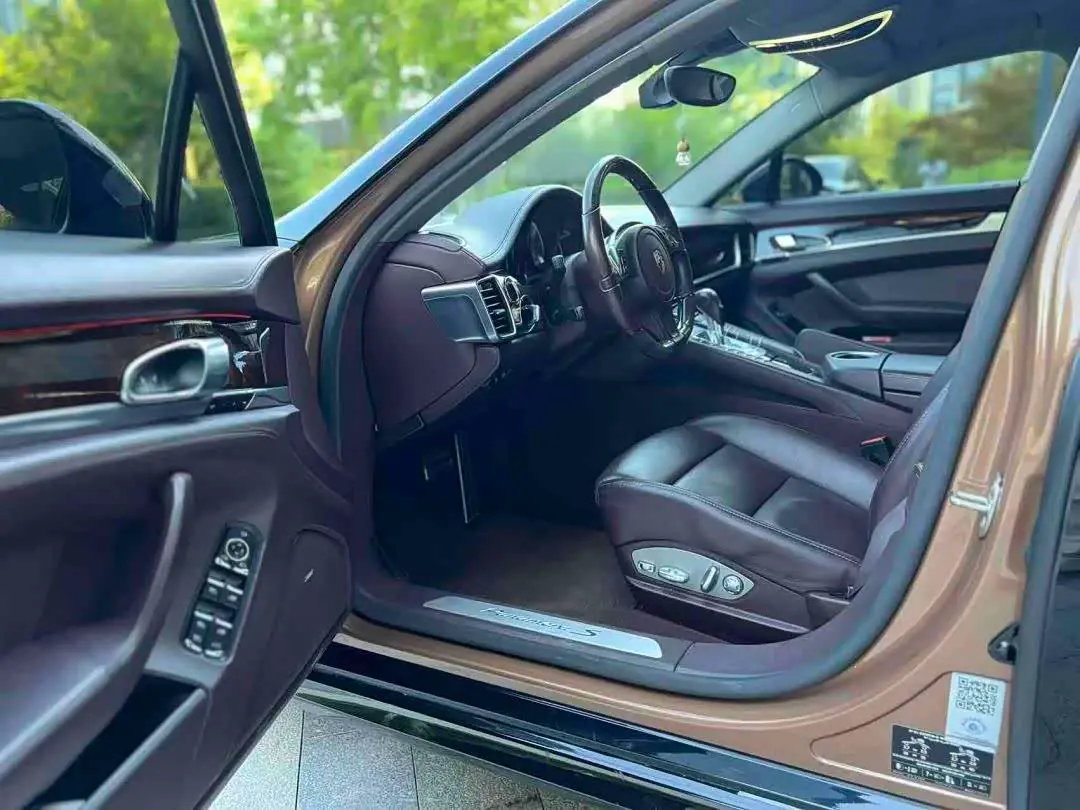 Porsche Panamera 2014 — Photo 4/15