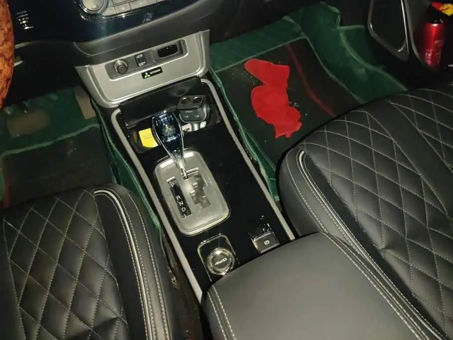 Mitsubishi Outlander 2020 — Photo 16/16