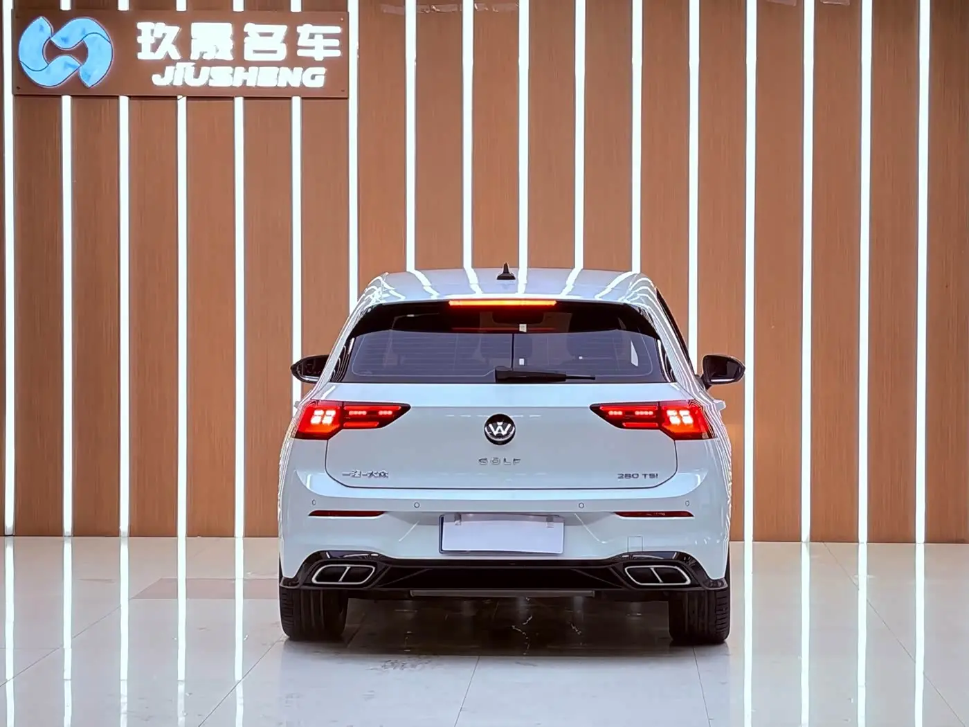 Volkswagen Golf 2021 — Photo 7/20