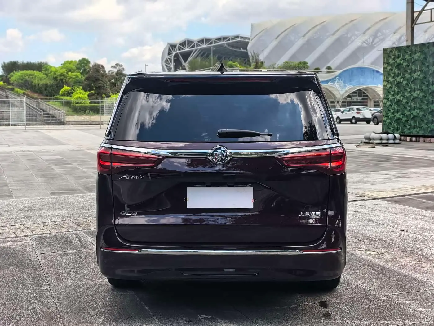 Buick GL8 2020 — Photo 6/20