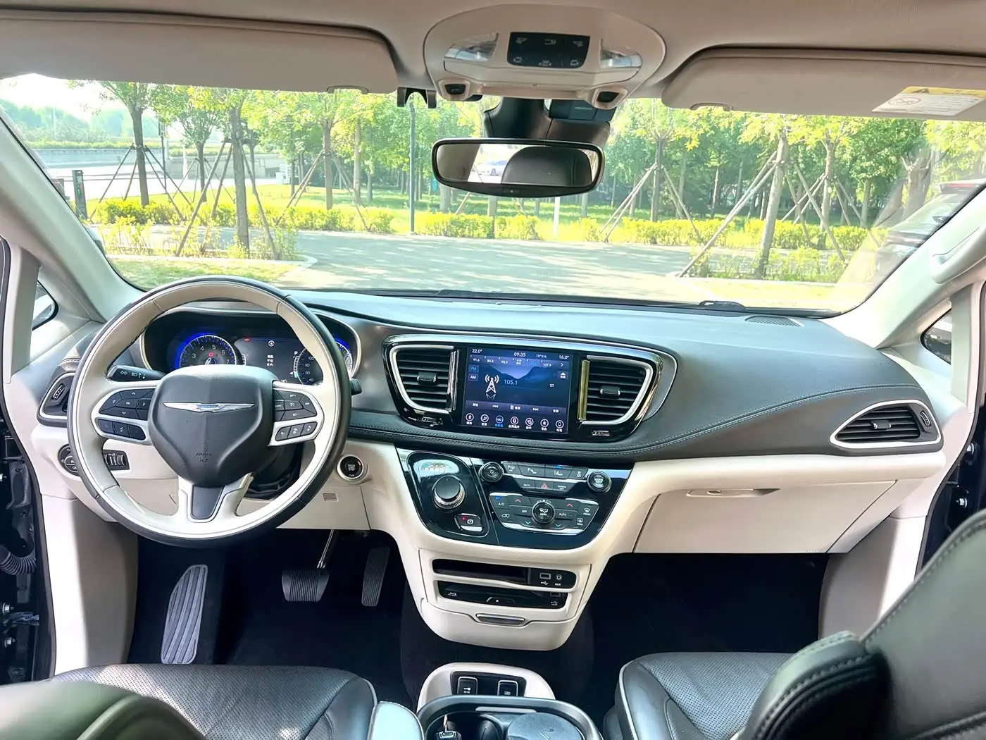 Chrysler Grand Voyager 2019 — Фото 9/20