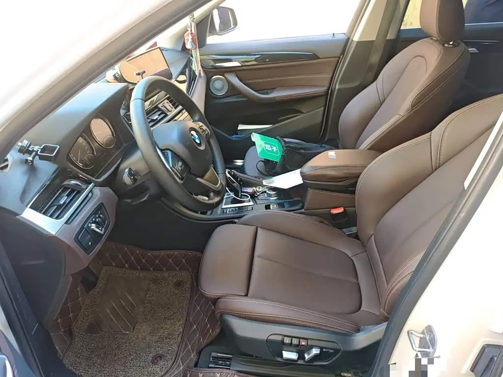 BMW X1 2021 — Photo 16/20