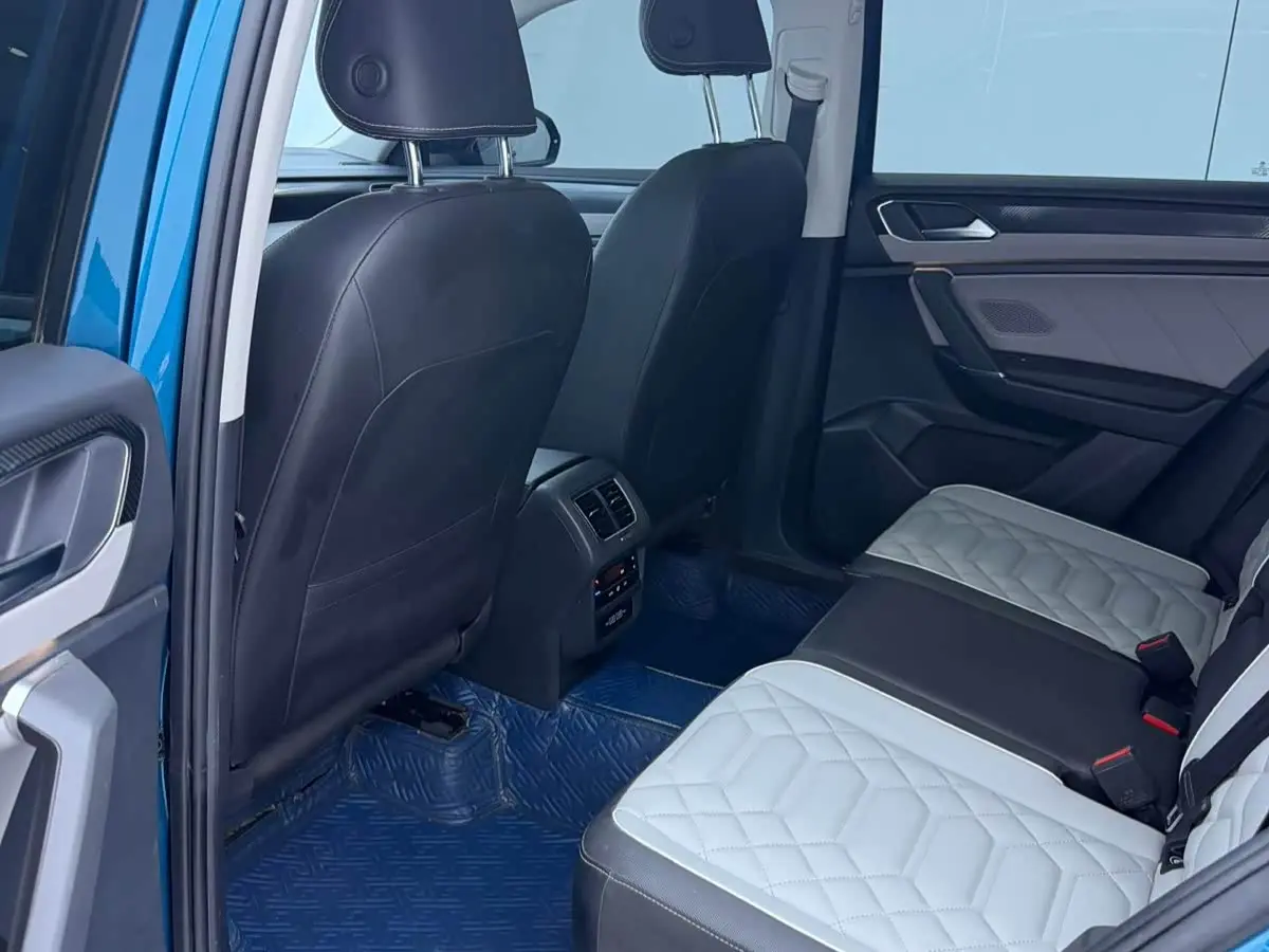 Volkswagen Tayron 2023 — Photo 15/20
