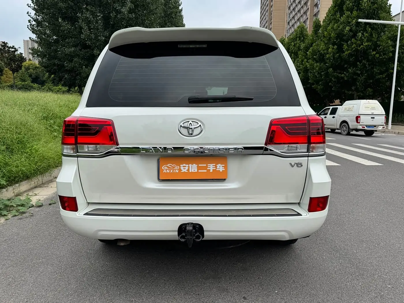 Toyota Land Cruiser 2014 — Photo 9/20