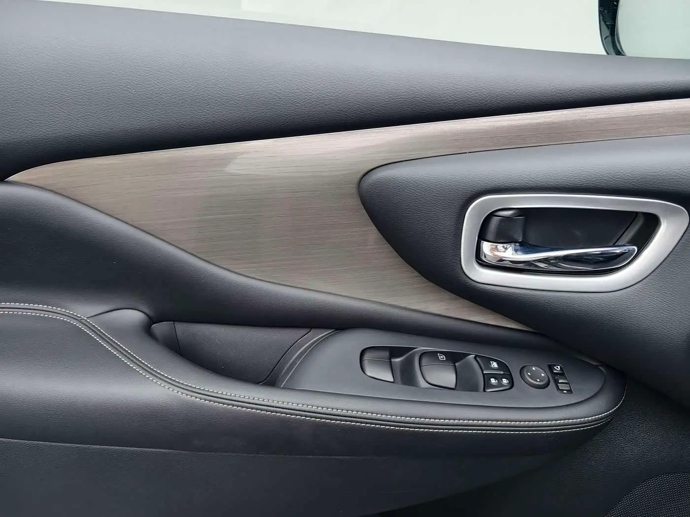 Nissan Murano 2022 — Фото 15/20