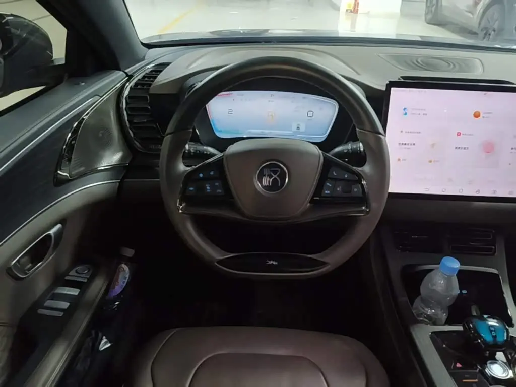 BYD Han 2022 — Photo 11/20