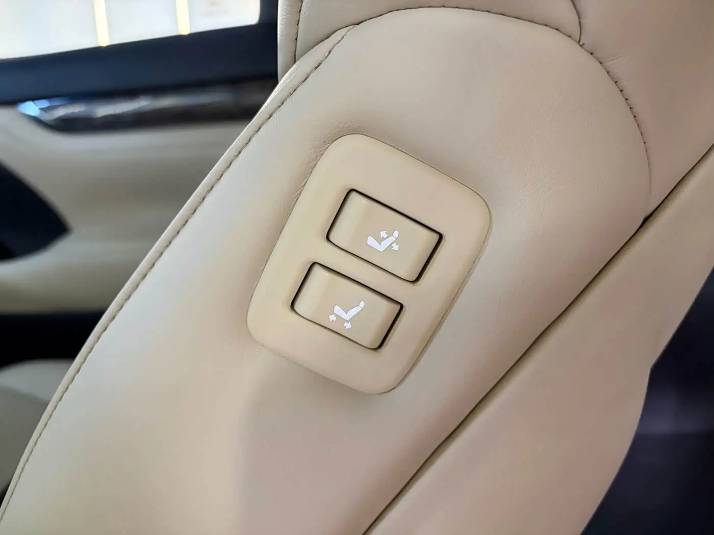 Toyota Vellfire 2020 — Photo 19/20