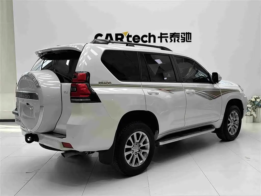 Toyota Prado 2020 — Фото 14/18