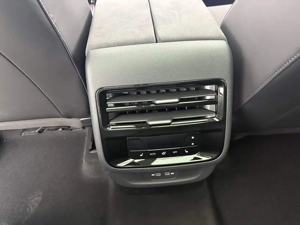 Volkswagen Teramont 2025 — Photo 12/17
