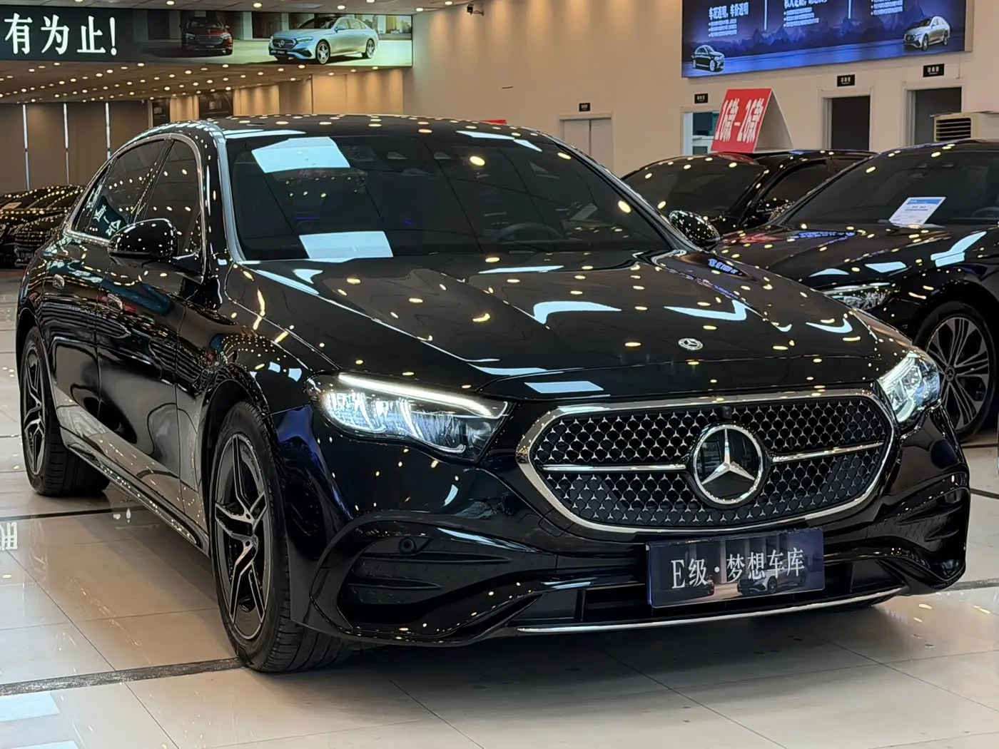 Mercedes-Benz E-Class 2024 — Фото 2/20