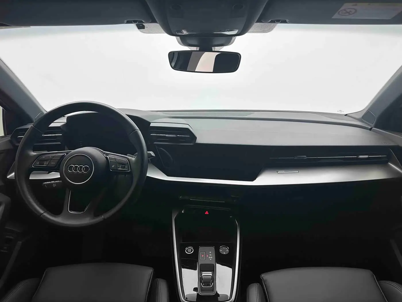 Audi A3 2023 — Photo 14/18