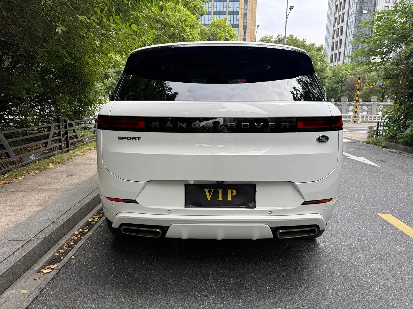Land Rover Range Rover Sport 2023 — Şəkil 10/11