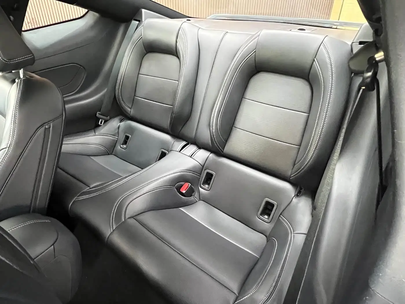 Ford Mustang 2024 — Photo 9/20