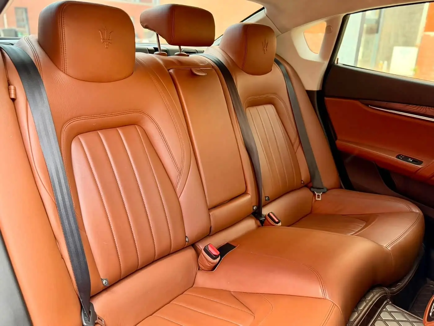 Maserati Quattroporte 2015 — Şəkil 18/20