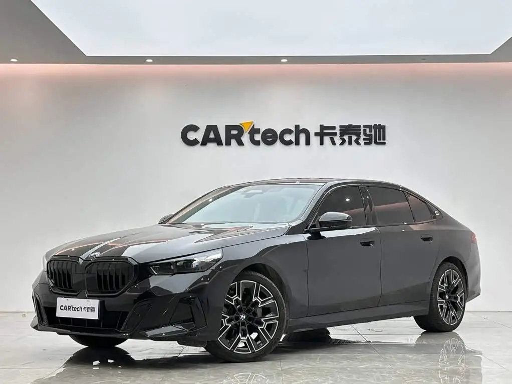 BMW 5 Series, 2026