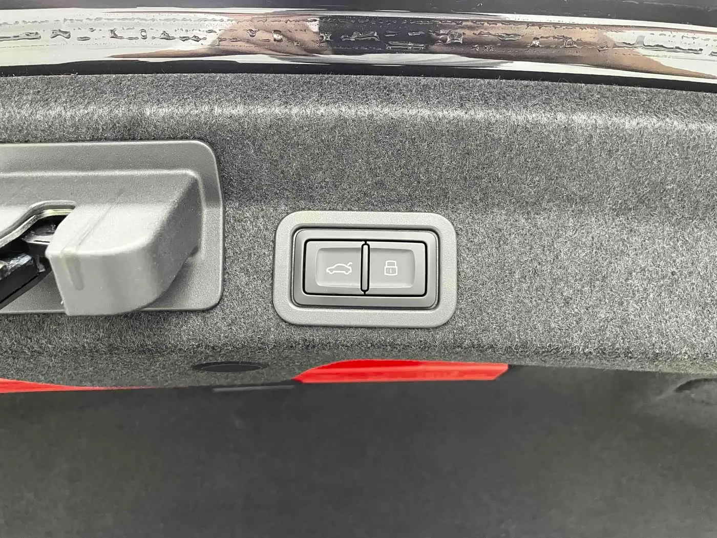 Audi A6L 2024 — Photo 16/18