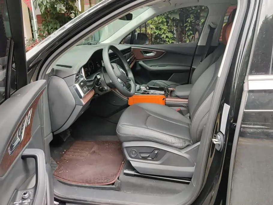 Audi Q7 2026 — Photo 9/16