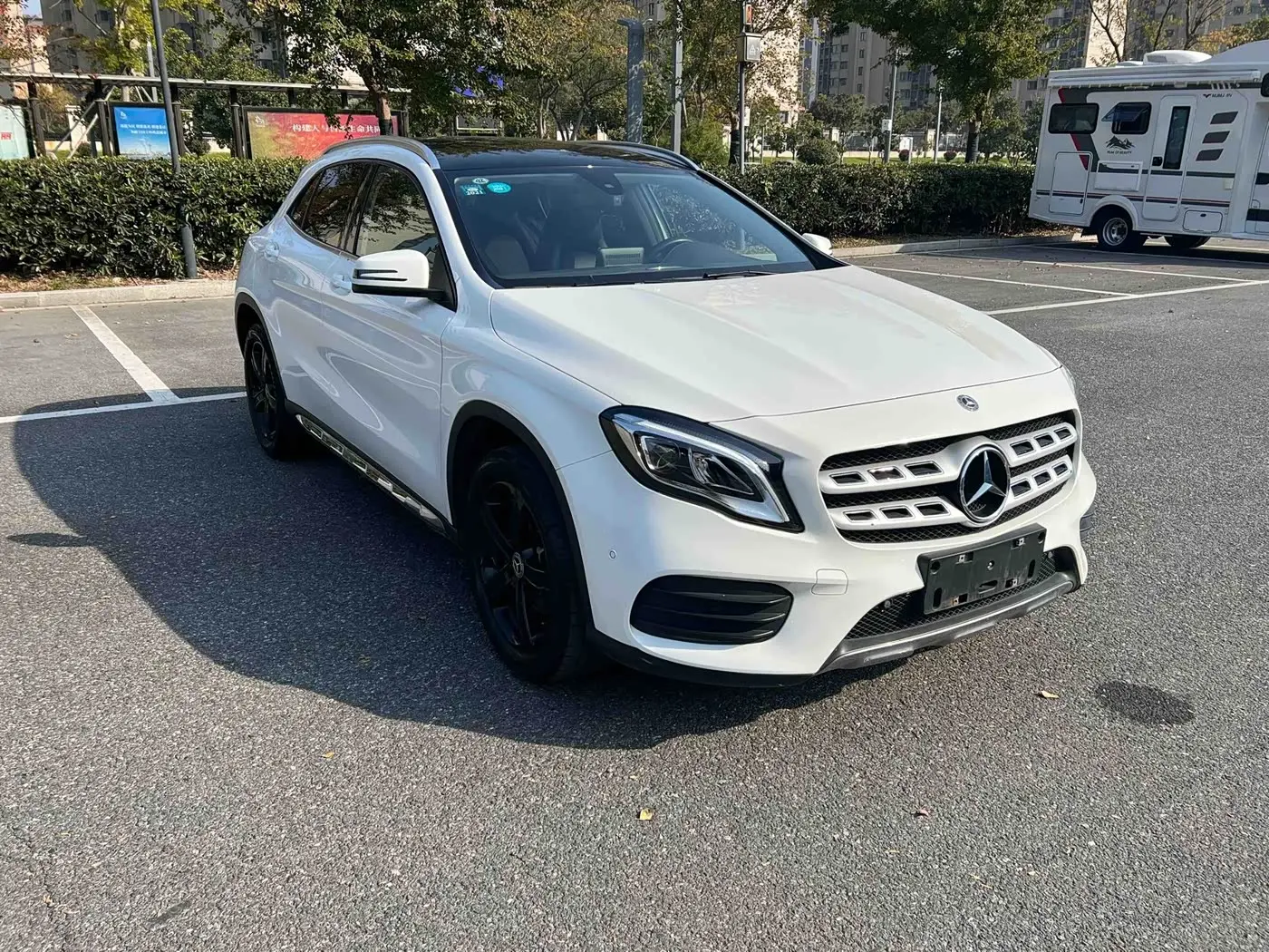 Mercedes-Benz GLA 2019 — Фото 2/17