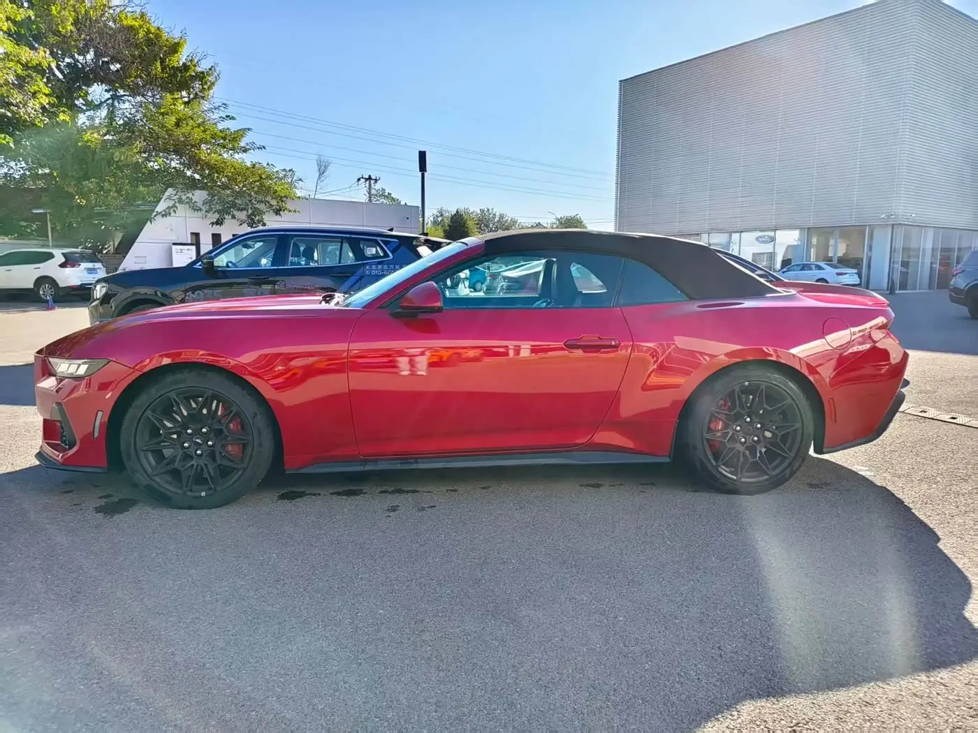 Ford Mustang 2024 — Photo 3/19