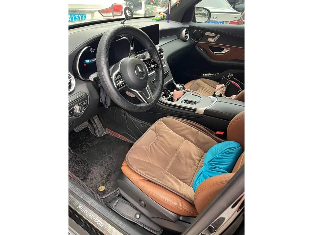 Mercedes-Benz GLC Coupe 2022 — Şəkil 3/5