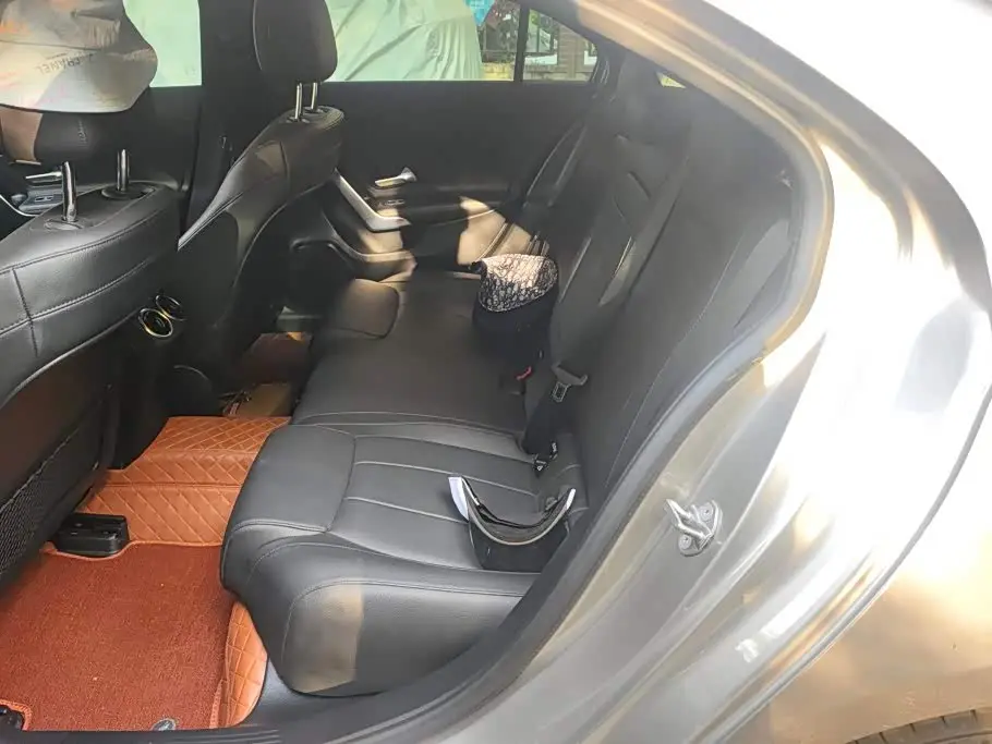 Mercedes-Benz A-Class 2020 — Şəkil 11/16
