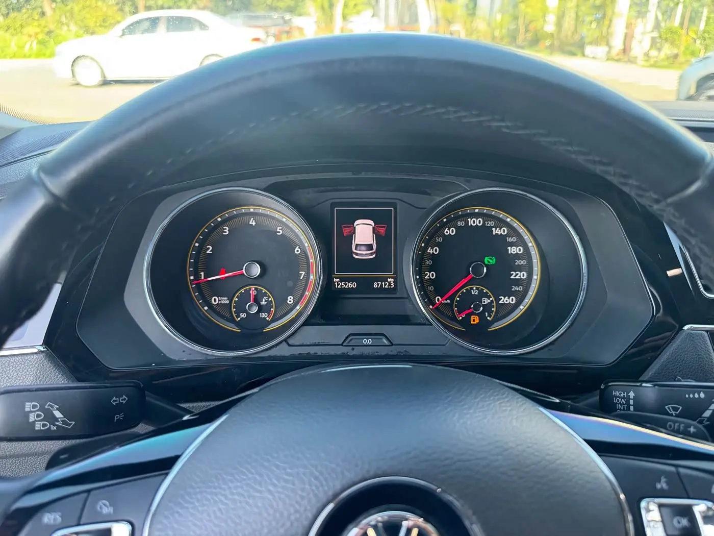 Volkswagen Tiguan L 2020 — Фото 10/20