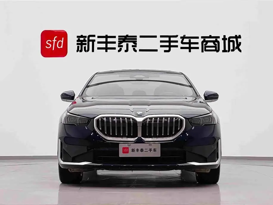 BMW 5 Series 2024 — Photo 2/20