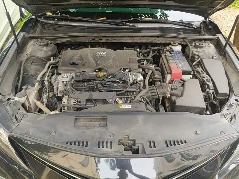 Toyota Camry 2022 — Photo 10/16