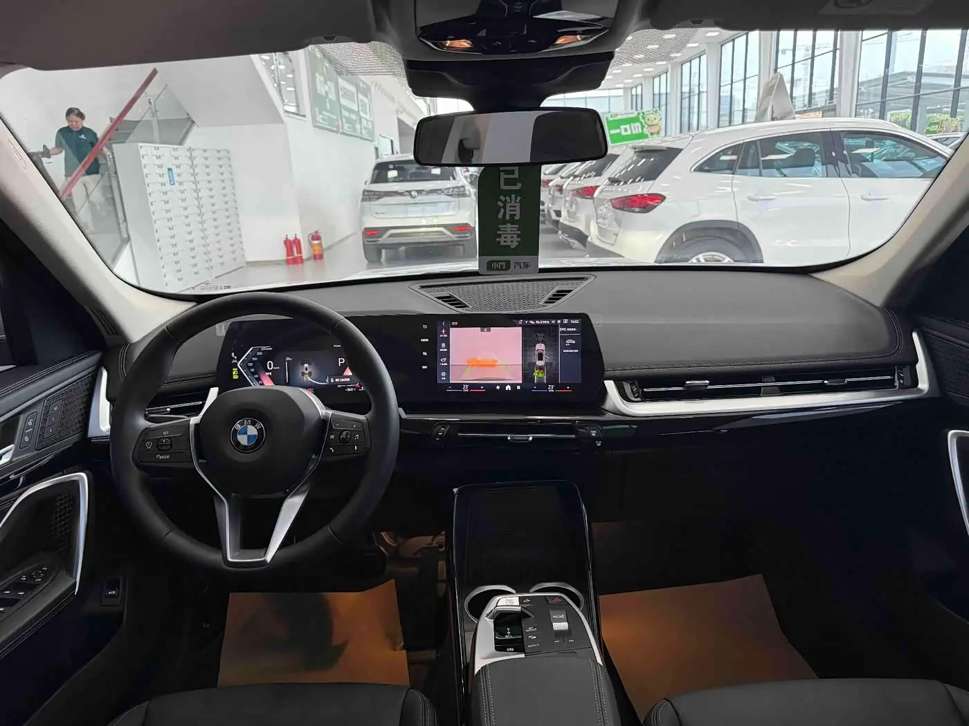 BMW X1 2023 — Фото 16/20
