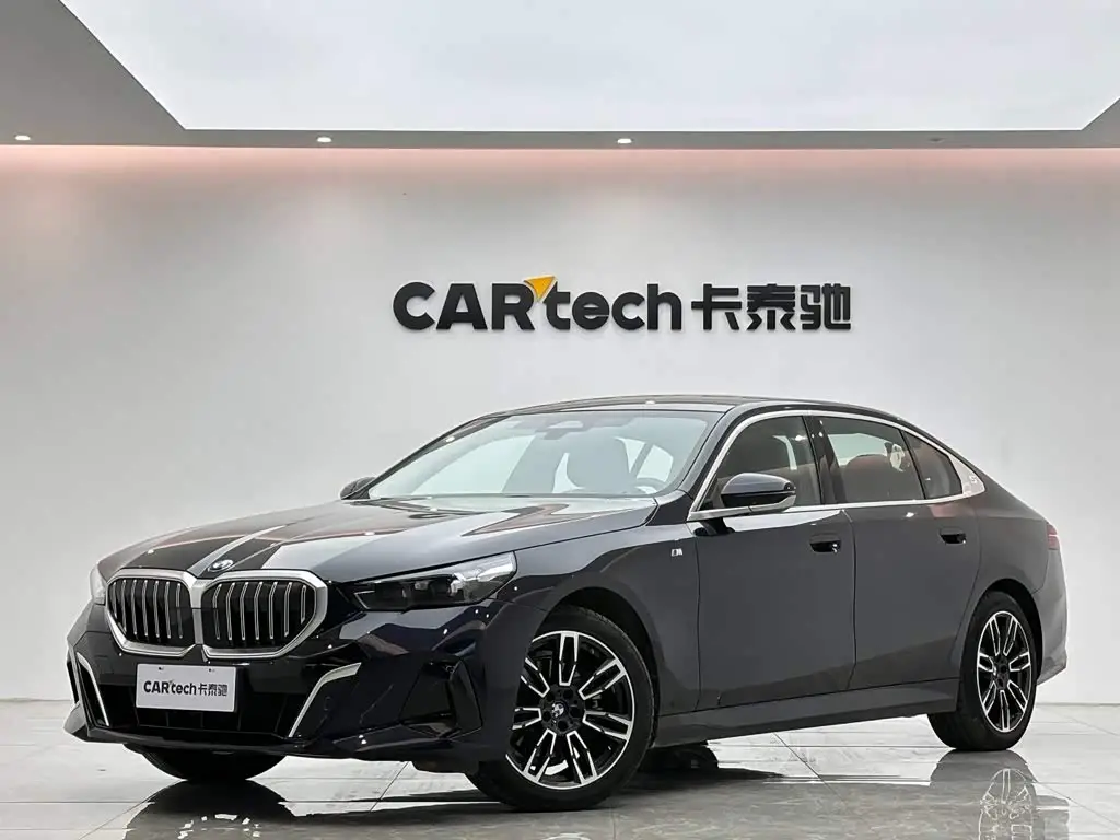 BMW 5 Series, 2024