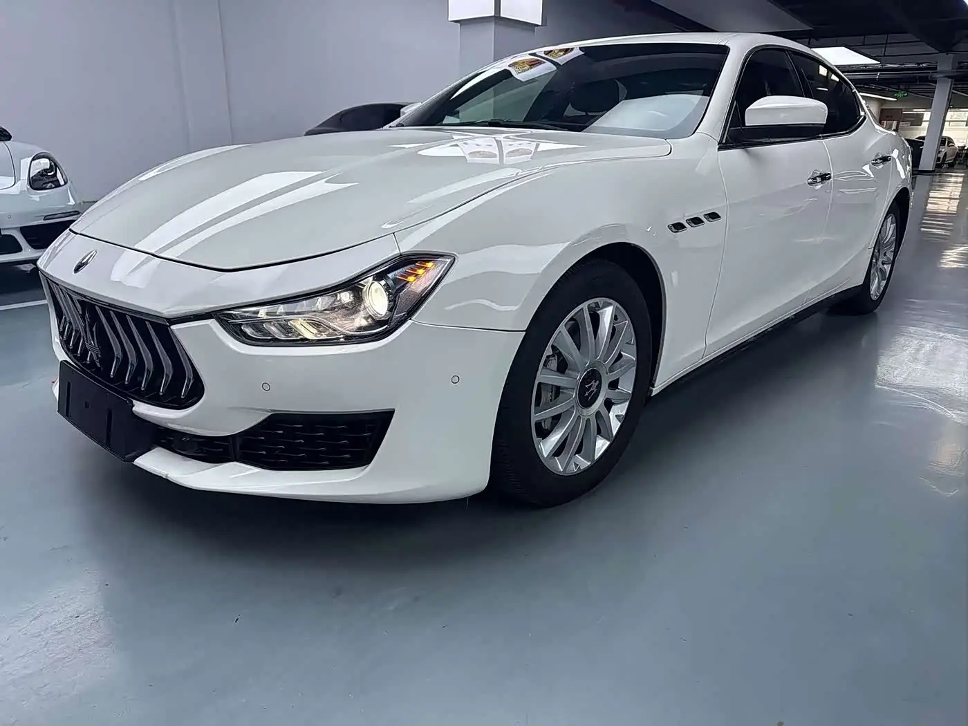 Maserati Ghibli, 2017