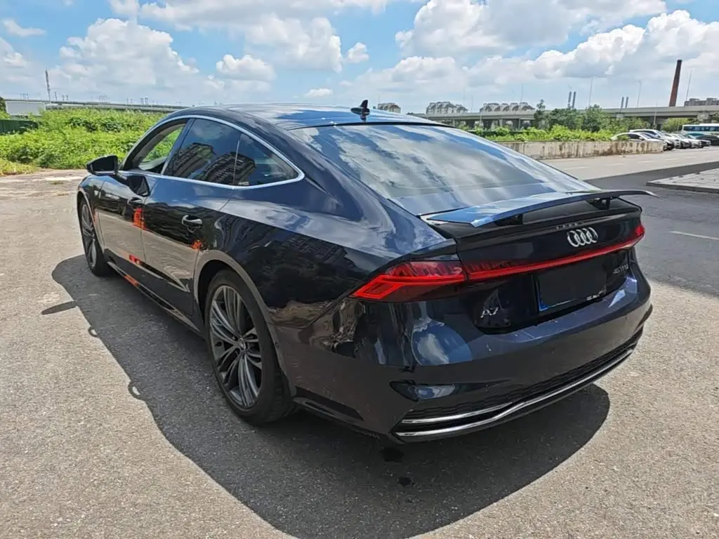 Audi A7 2022 — Photo 5/20