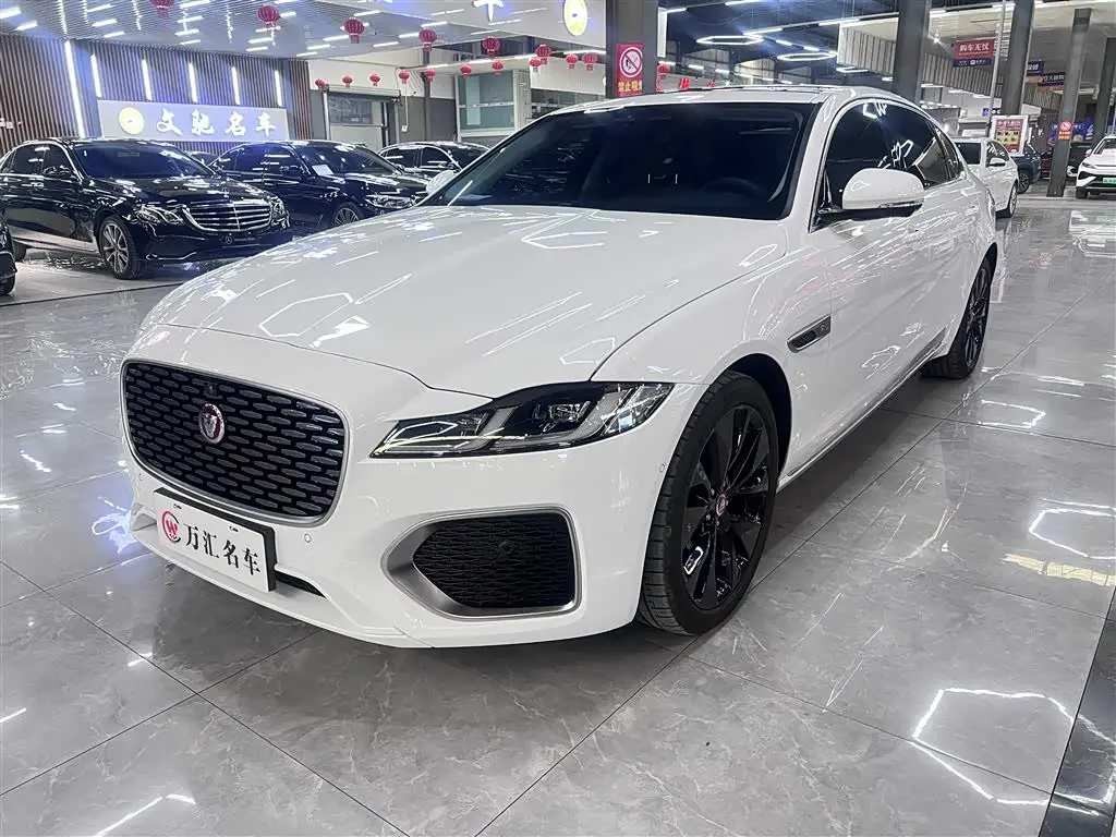 Jaguar XFL 2025 — Фото 2/12