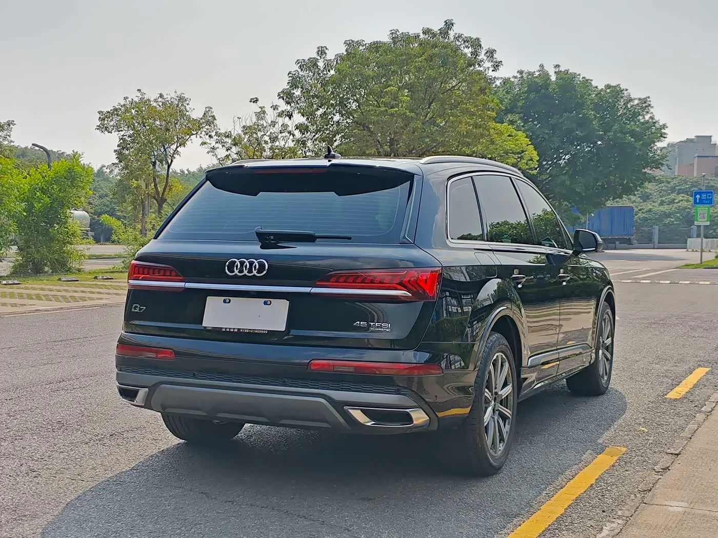 Audi Q7 2021 — Photo 14/16