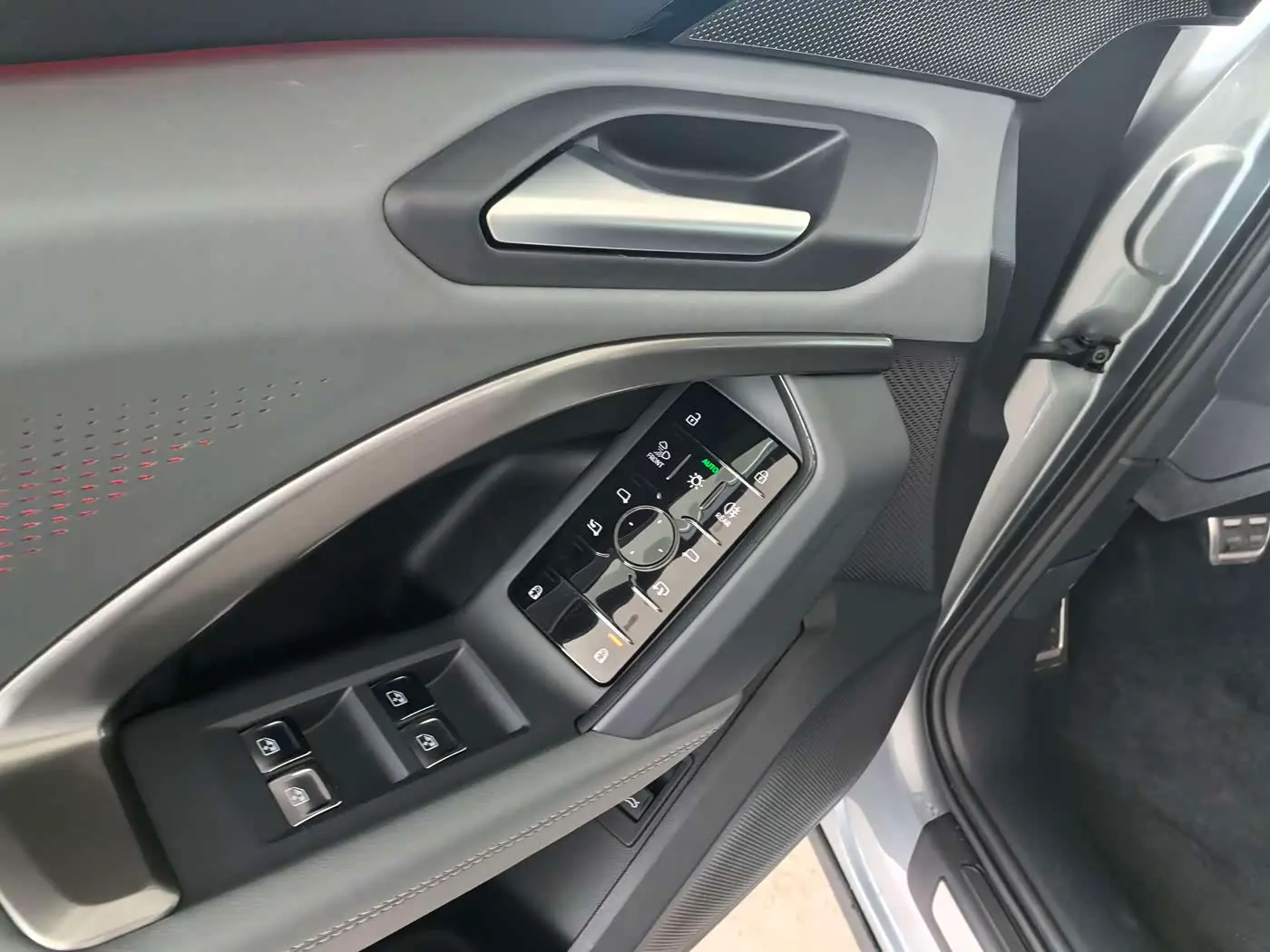 Audi Q5L 2026 — Şəkil 15/20