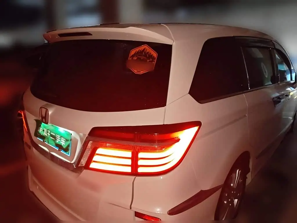 Honda Elysion 2019 — Photo 4/20