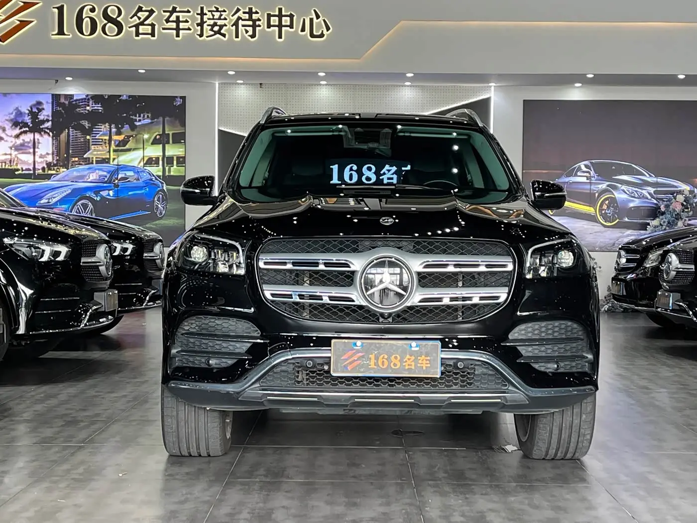 Mercedes-Benz GLS 2021 — Photo 2/20